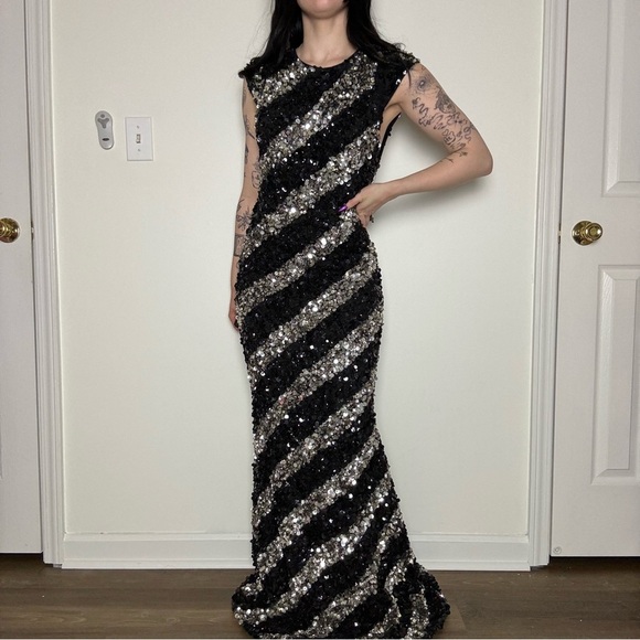 Alice and olivia sequin striped gown nwt small black and silver - Picture 1 of 6